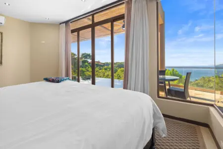 1770efb0 44e8 4954 98cb b46d48cc3d13