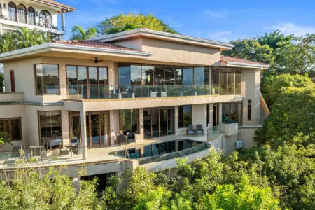 2f5ac7bd d34d 429c a194 b8daff566fc9