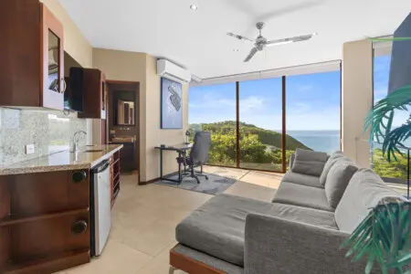 76021eb1 b583 4b02 8665 c2ee7fa584cd