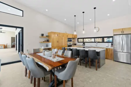 022b2211 c77a 4393 bc97 9cb4a70b3730