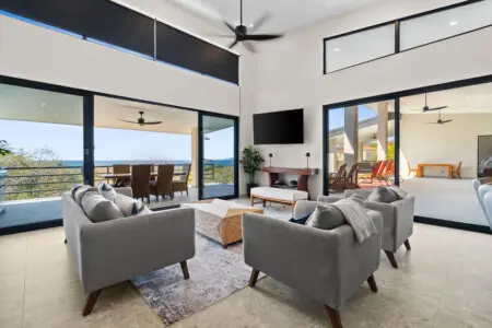 212693be 1326 4f8d a62a 05b8d178629f