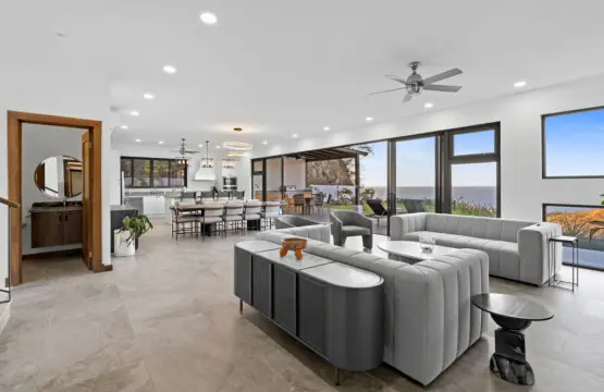 79c9d498 97bf 4ab3 a7ee 903a7ab50cbc