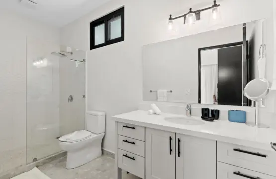 80558670 d850 4642 9d48 ed040ef38446