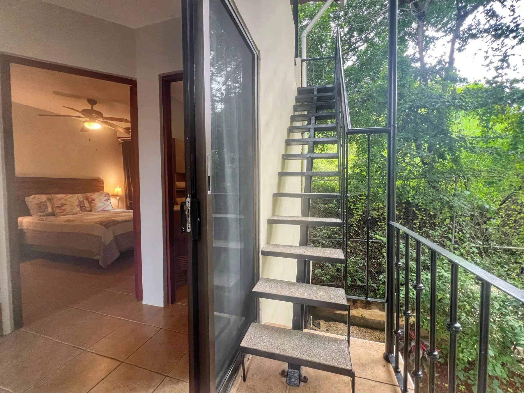 827c936b af75 438d 967f 2b65c2767545