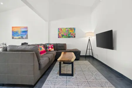 d0598834 1386 489b 959d e8cffbced07c