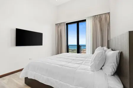 d5561acb f9cd 47d3 98a3 5df6b417830a