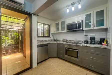 d5e683d0 11e4 4afb 8743 ac548674c98f