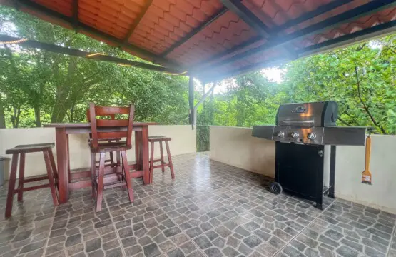 fe35d8ef 6710 4d25 b9f4 0722cebd5d18