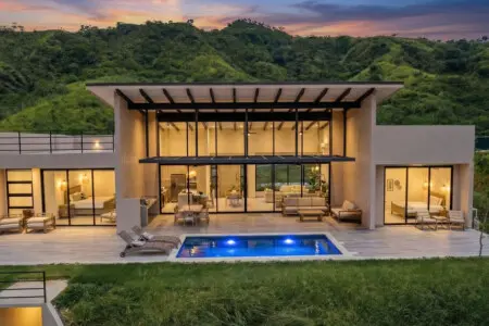 5479930e ac94 4558 9229 0c5363d8fe07