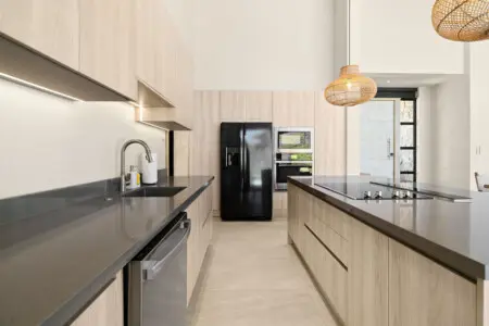 5cc53a02 7539 48a9 a6c3 c166bd686a91