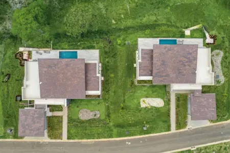 fbbe00d7 68bb 452f 8529 3935e150c8a4