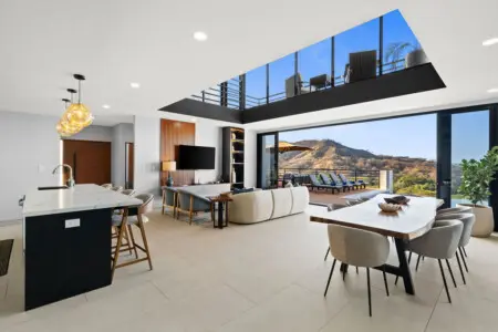 07274a3e 656d 41e3 a9e2 f680592e23cb