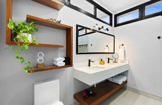 1dcb2fb9 de54 4943 8ac6 42959c440644