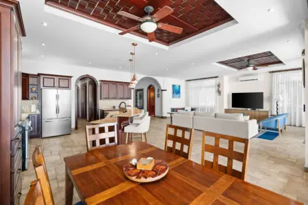 3df81b47 adb2 44ba 8ece 48f6f4f5e807