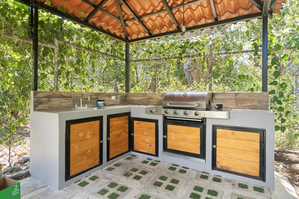 4171751c 41b4 4220 8eea 997fd3e86c4f