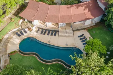 43057716 42ca 4525 a475 acd5913f47f1