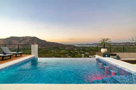 494201ac 8d74 472e 9c90 c7a92b8b608d