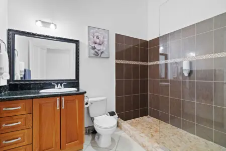 9385ca4b fa81 4eba 99bc c4ccd0c49261