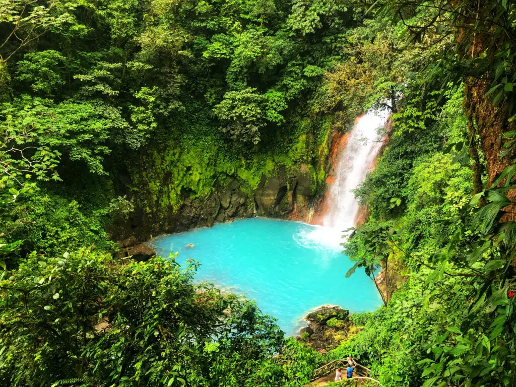 e398fbfd 1746 427e a4cd c4c95d5f24f8