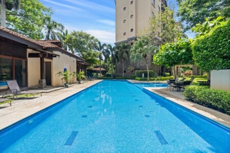 Hermosa del Mar offers 2 pools, a gym and a kids play area.