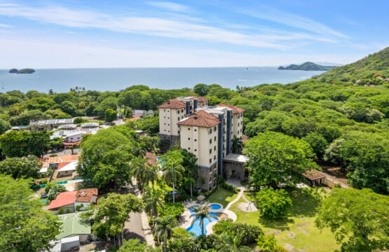 Hermosa del Mar offers 2 pools, a gym and a kids play area.